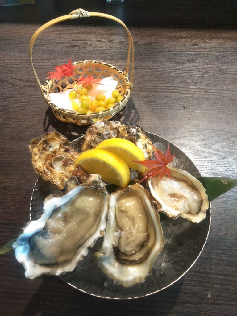 広島カキと銀杏