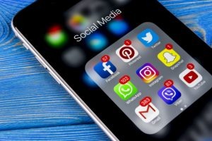Facebookを始めました